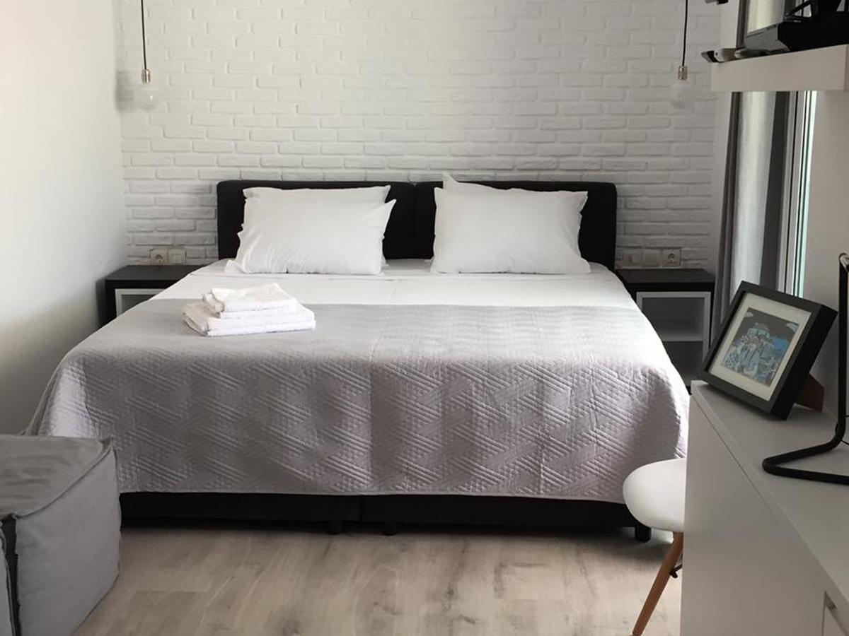 Penthouse Studio Apartment